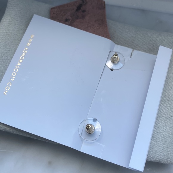 Kendra Scott pink earrings - Picture 3 of 4